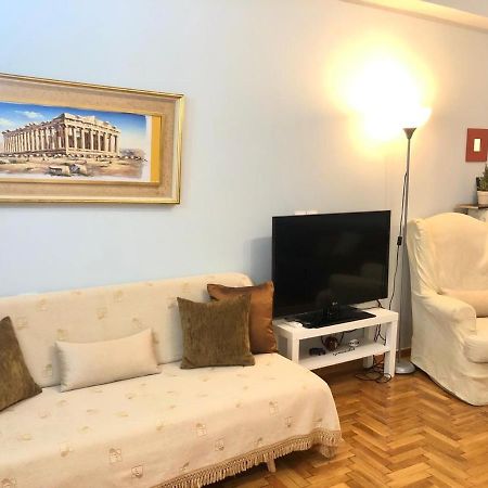 Comfortable Apt , 5 Min Walk To Acropolis アテネ エクステリア 写真