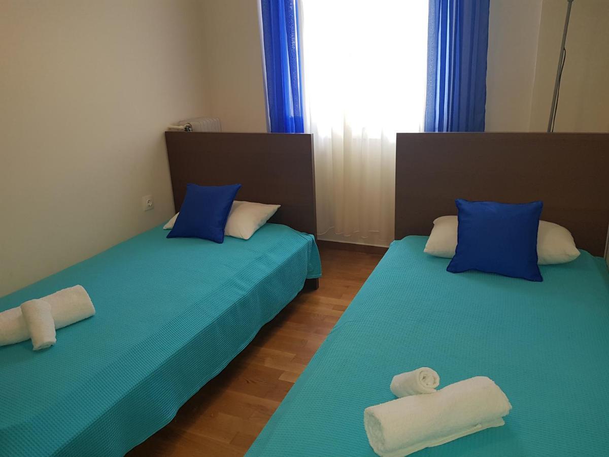 Comfortable Apt , 5 Min Walk To Acropolis アテネ エクステリア 写真
